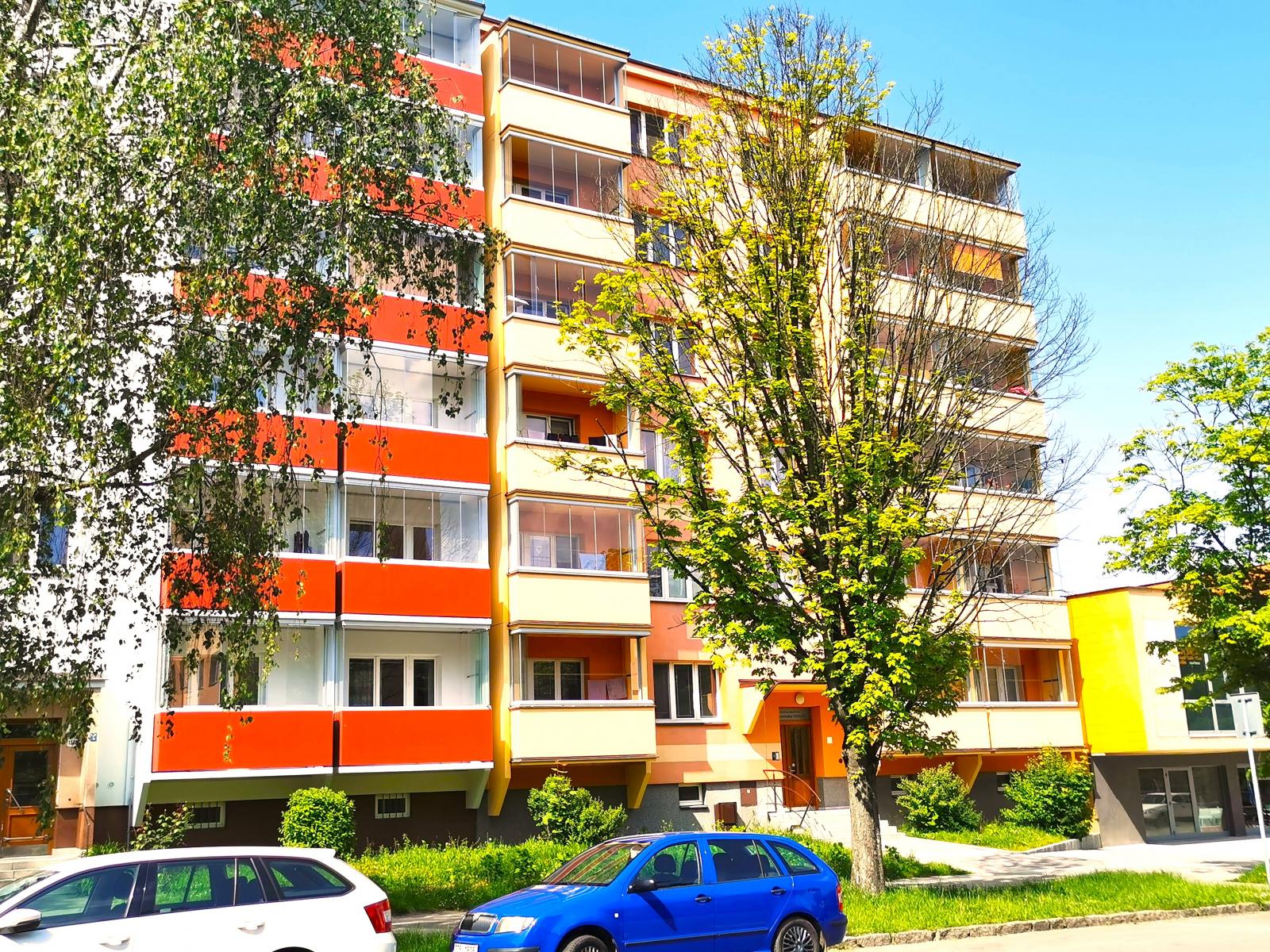 Prodej bytu 2+1 se zasklenou lodžií, ul. Sokolovská, Ostrava-Poruba