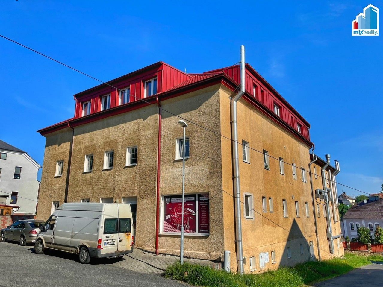 Prodej - Podkrovní byt 2+1 o výměře 72 m2 ve Stříbře, ulice Smetanova, obrázek č. 1