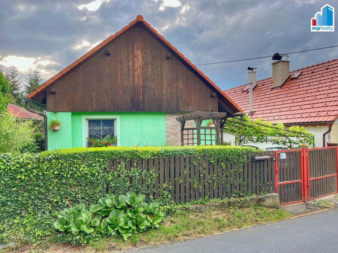 Prodej - Rekreační objekt 2+1 s podkrovím po kompletní rekonstrukci v obci Jarov, okres Plzeň - jih, obrázek č. 3