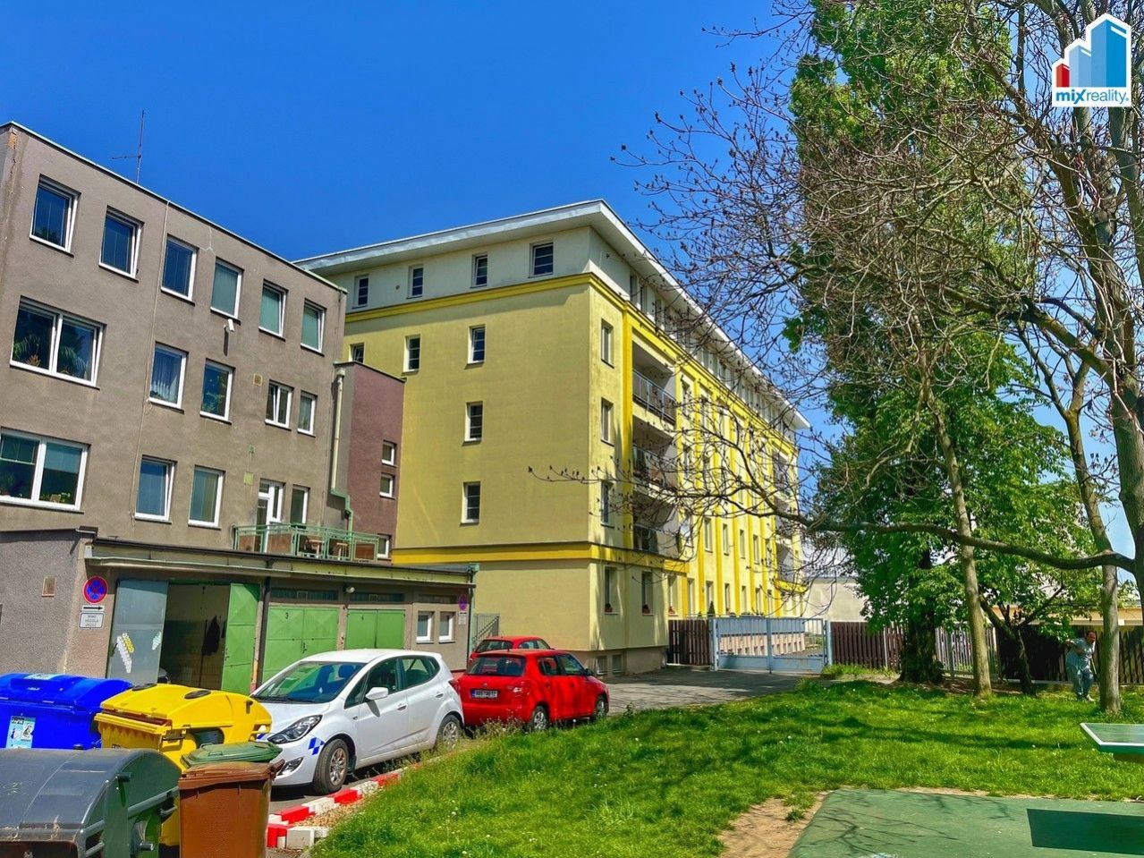 Pronájem - Byt 2+kk o výměře 60 m2 v Plzni na Slovanech, ulice Slovanská alej, obrázek č. 3