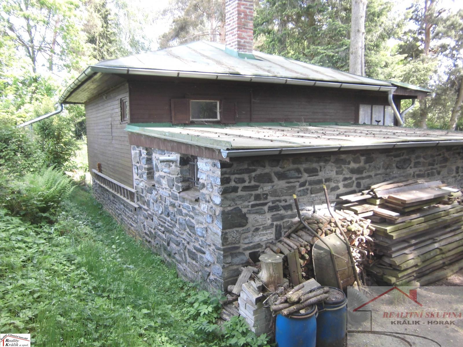 Chata s garáží na vlastním pozemku u jezera Katlov ,  obec Černíny, obrázek č. 3