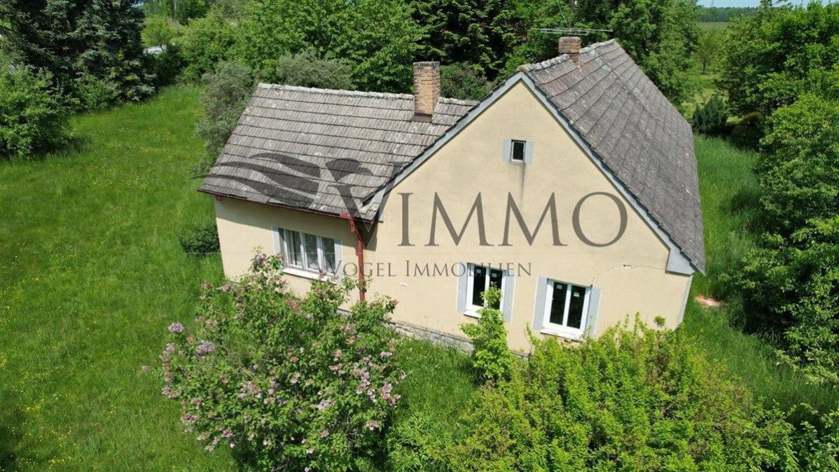 Prodej rodinného domu s rozhlehlou zahradou, 3+kk, 1 756 m2, Jílovice, obrázek č. 1