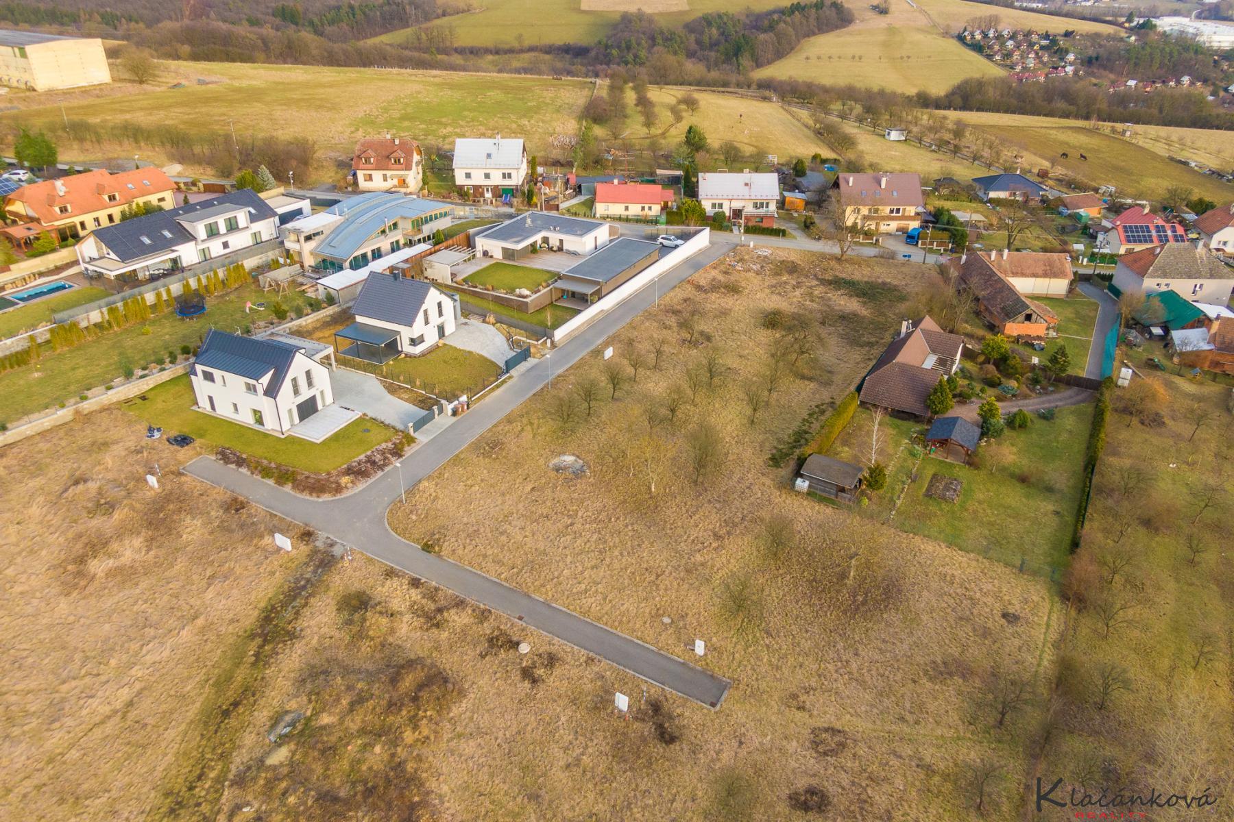 Prodej pozemku - stavební parcely Zlín-Příluky