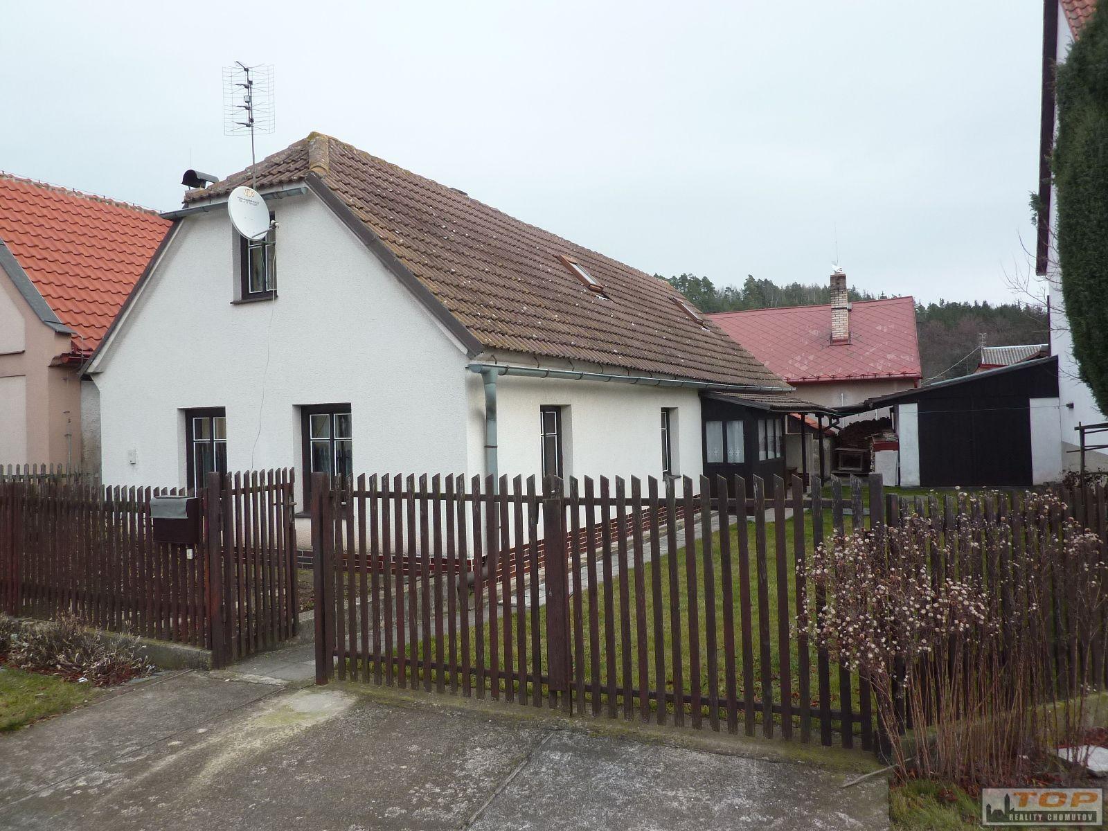 Prodej pěkného udržovaného domu v obci Ležky u Lubence