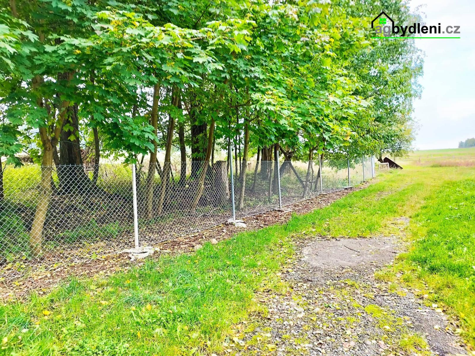 Prodej pozemku o výměře 4312 m2 v obci Stráž části Strachovice , okres Tachov, obrázek č. 1