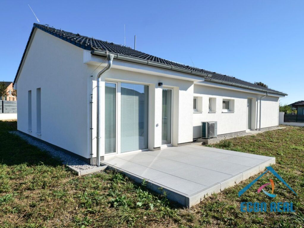 Prodej nového, designového bungalovu, 119 m2, G, T, pozemek 757 m2, ul. Světlá, Nová Ves pod Pleší, obrázek č. 3