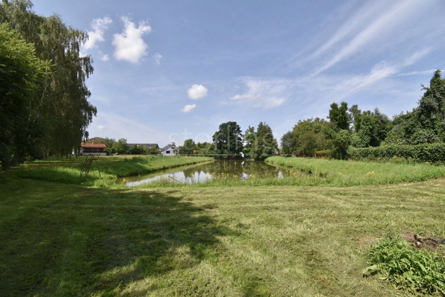 Prodej pozemku s vodní plochou,12393m2, Praha 10 - Benice, obrázek č.2