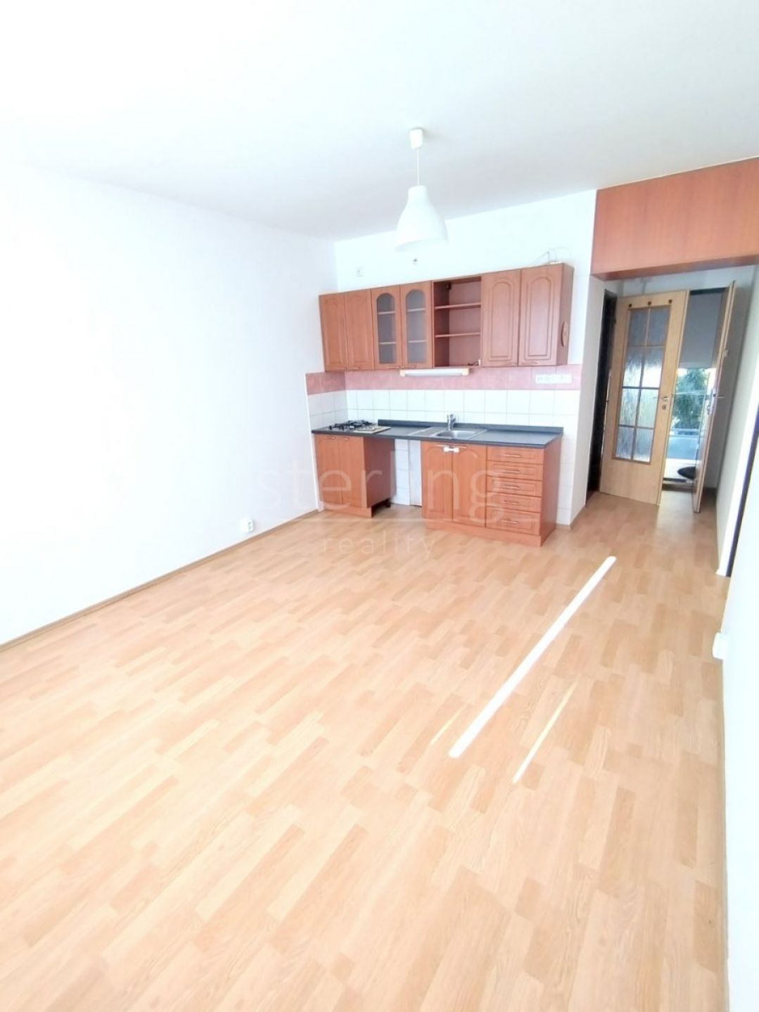 Prodej bytu 1+1/L, 44,2 m2, P12-Kamýk, ul.Snopkova, 6.NP, panel, sklep, DV