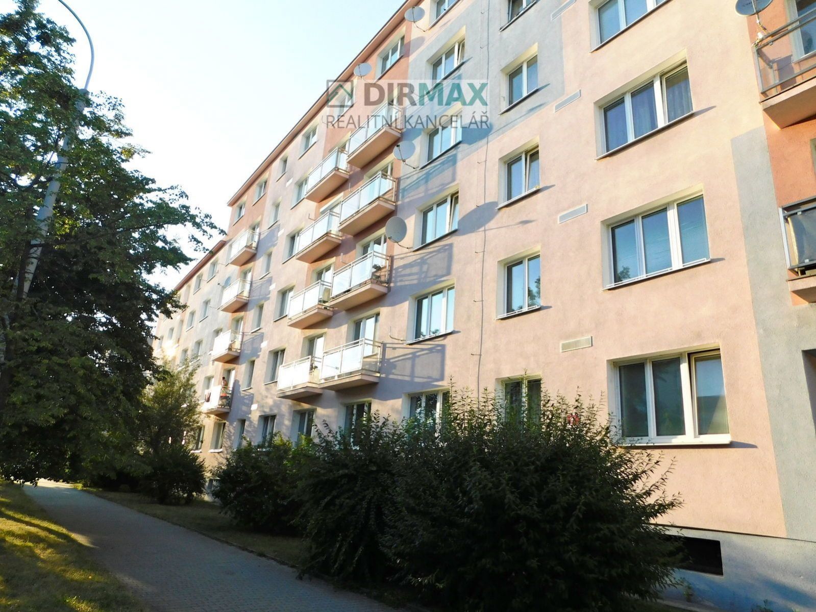 Prodej bytu 2+1 s balkonem, Koterovská ulice, Plzeň Slovany, obrázek č. 1