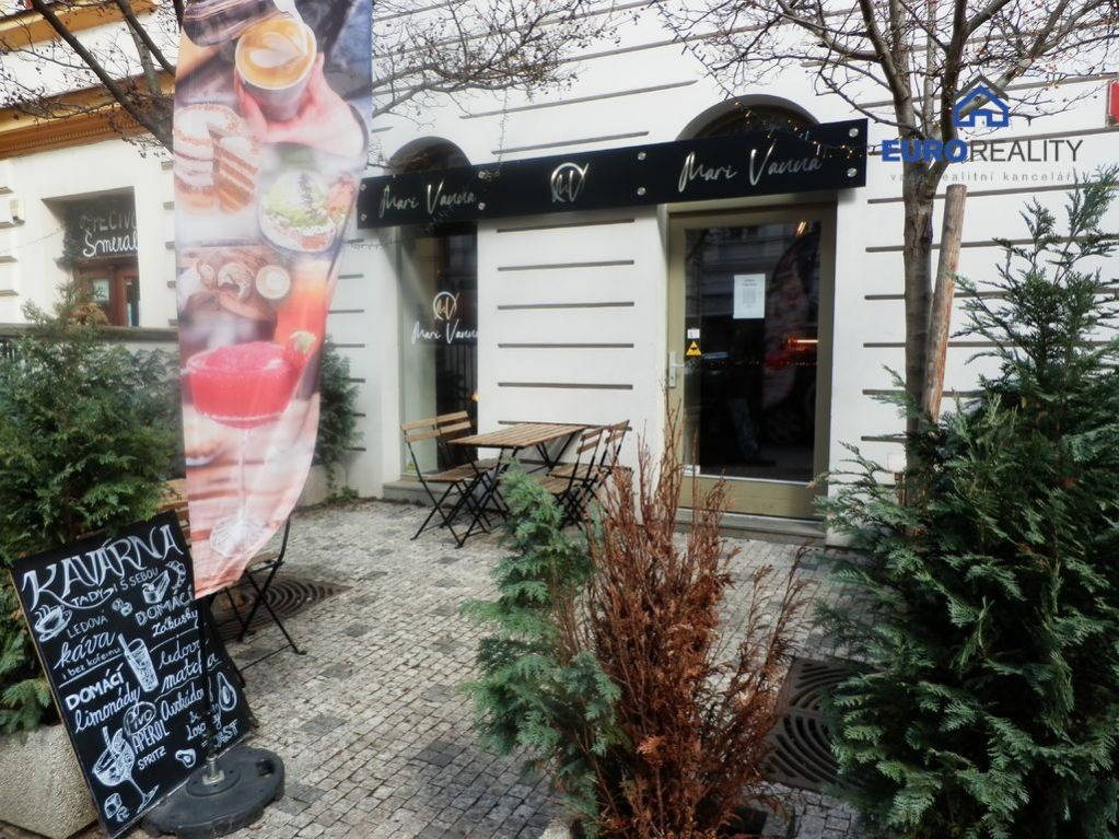 Pronájem, kavárna - bar s předzahrádkou, 70 m2, Praha 7 - Bubeneč, obrázek č. 1