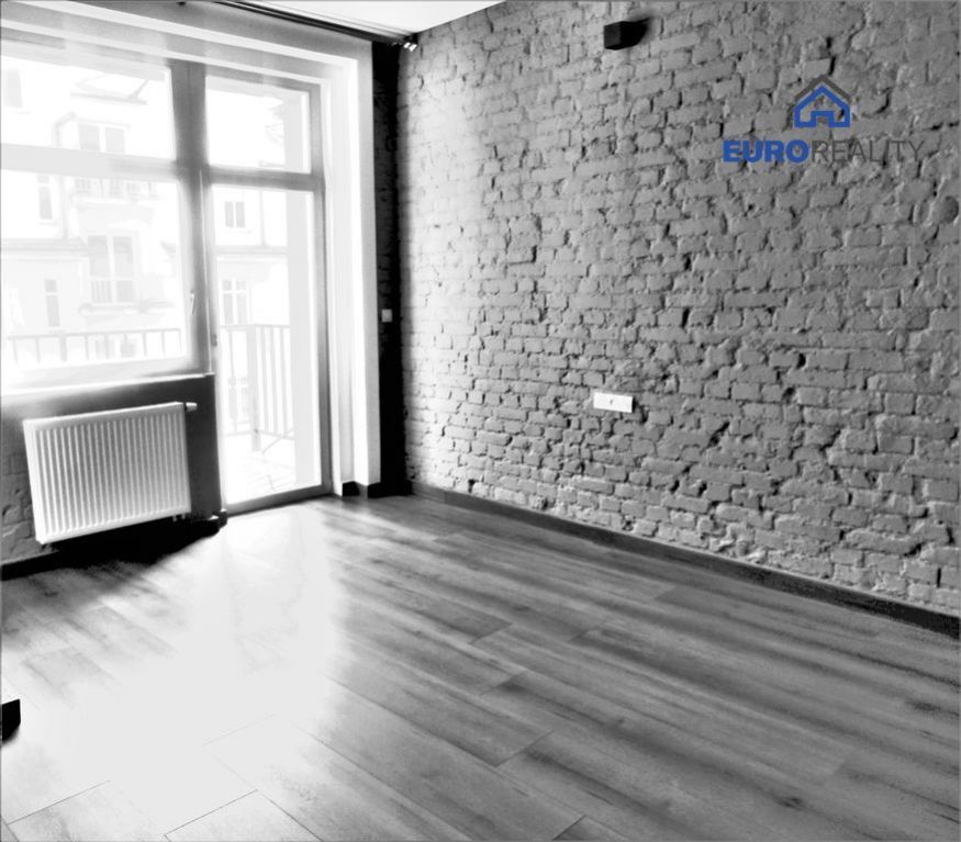 Prodej, byt 1+1 s balkónem, 49 m2, Karlovy Vary, obrázek č. 2