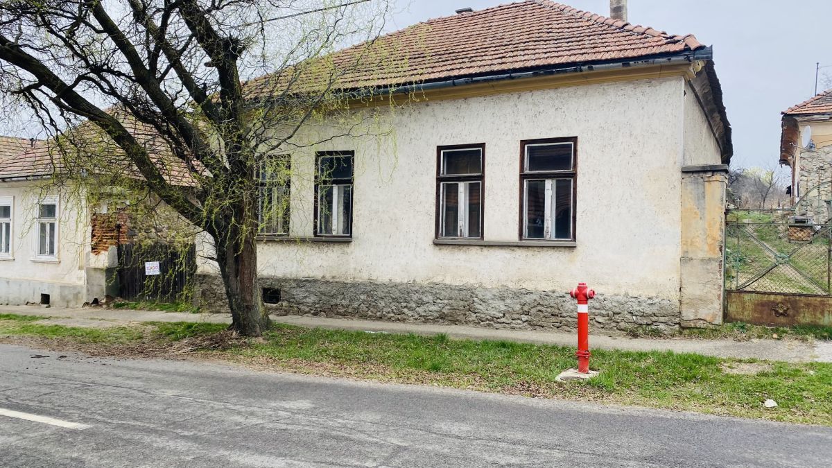 Pozor - ZNÍŽENÁ CENA - Rodinný dom s pozemkom v Maďarsku, obrázek č. 1