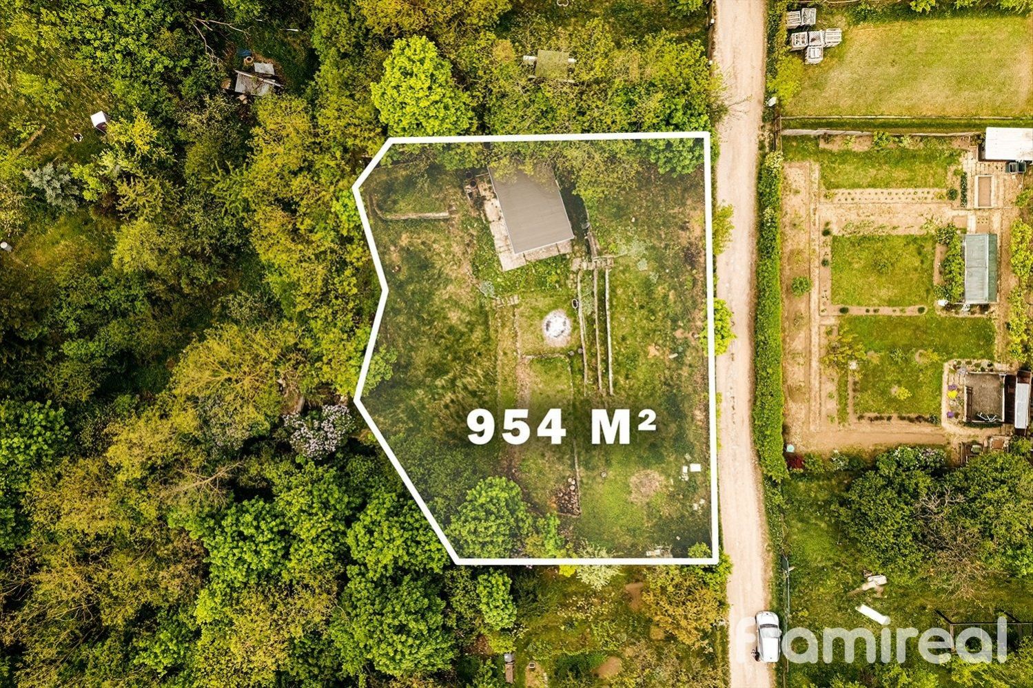 Prodej pozemky pro bydlení, 954 m2 - Brno - Lesná