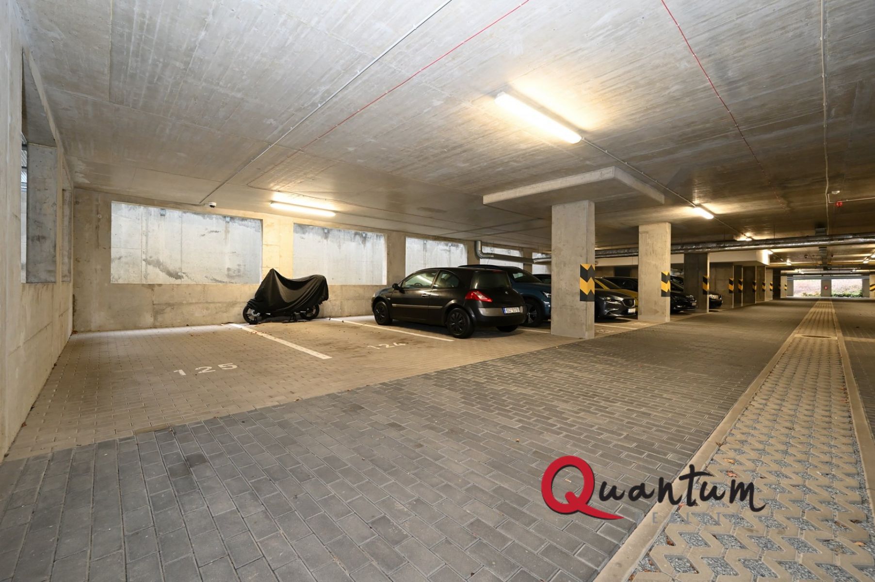Exkluzivně: pronájem garážového stání, Britská čtvrť, Praha 5 - Stodůlky, obrázek č. 2