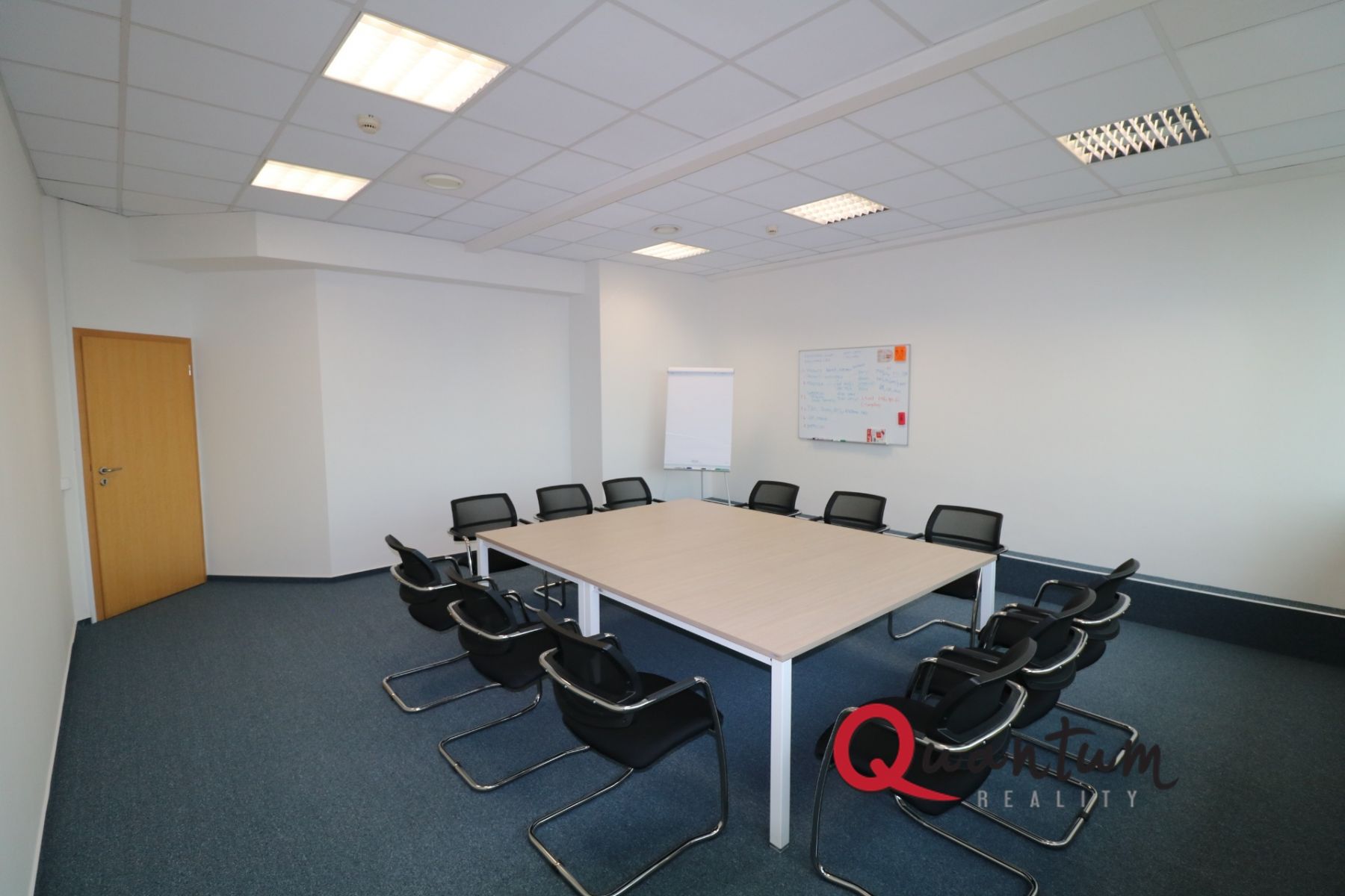 Pronájem kanceláře 42 m2 v administrativní budově Shiran Tower, Praha 6 - Vokovice, ul. Lužná, obrázek č. 2