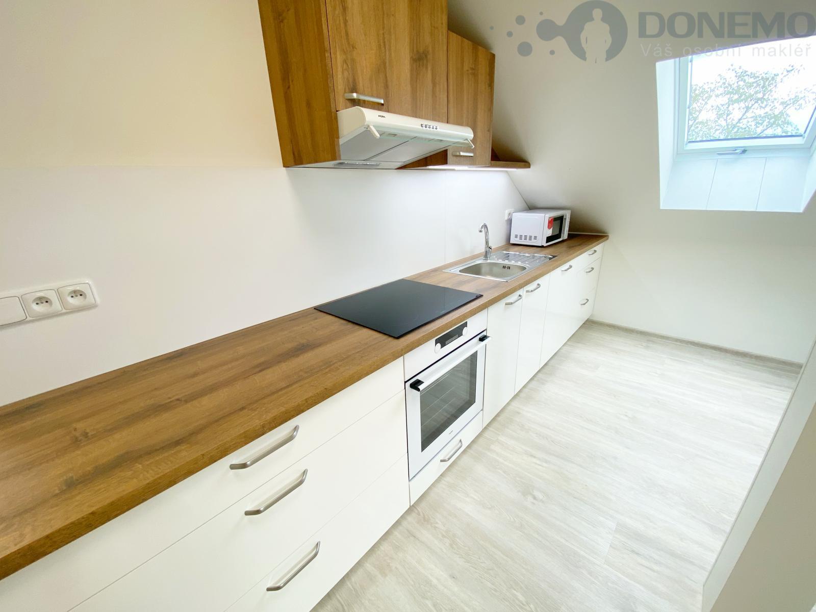 Nabízíme krásné podkrovní bydlení o dispozici 3+kk, 84,7 m2 v novostavbě domu v obci Moravská Hůzová
