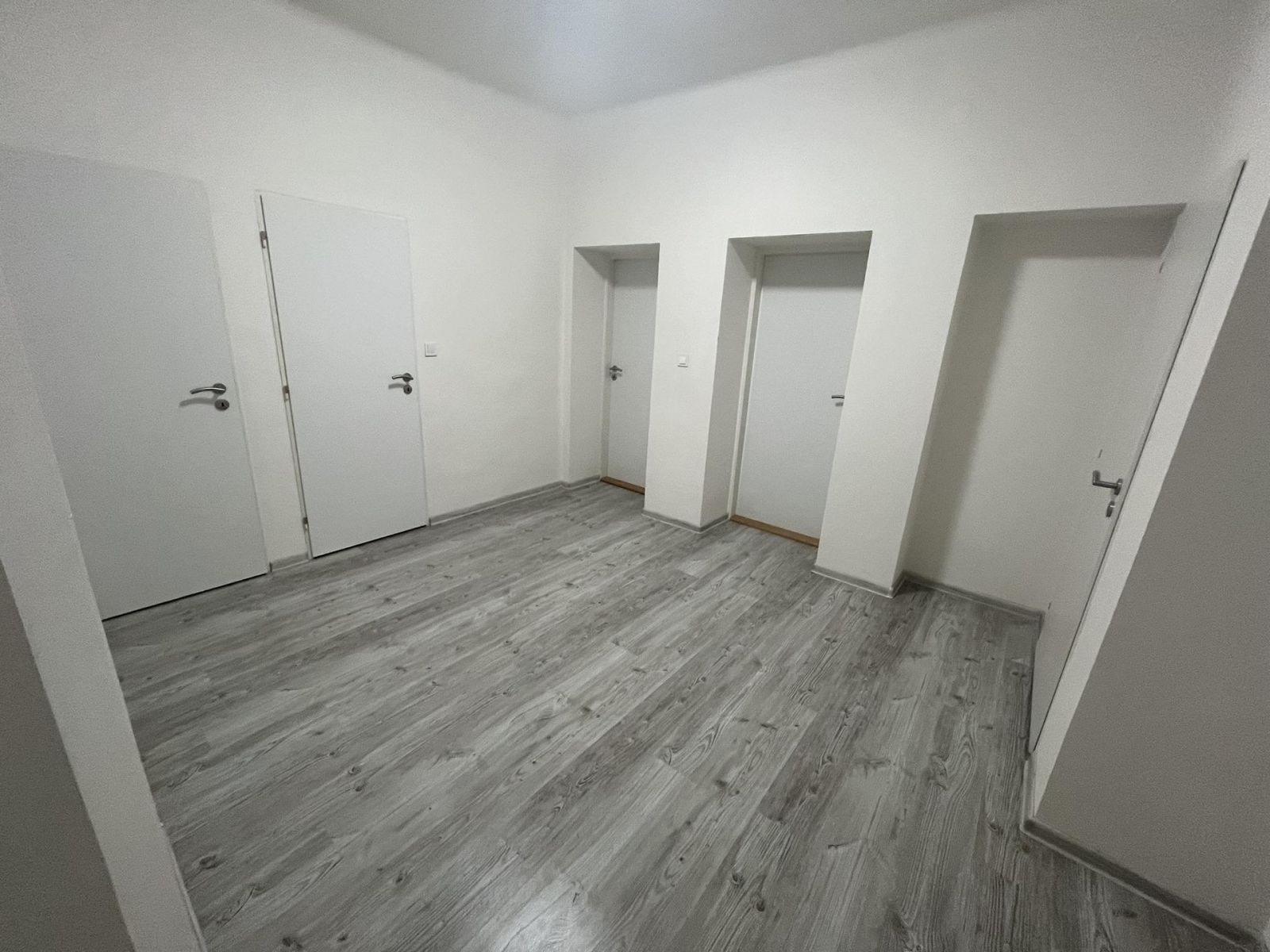 Pronájem byty 2+1, 69 m2 - Brno - Černá Pole, obrázek č. 2