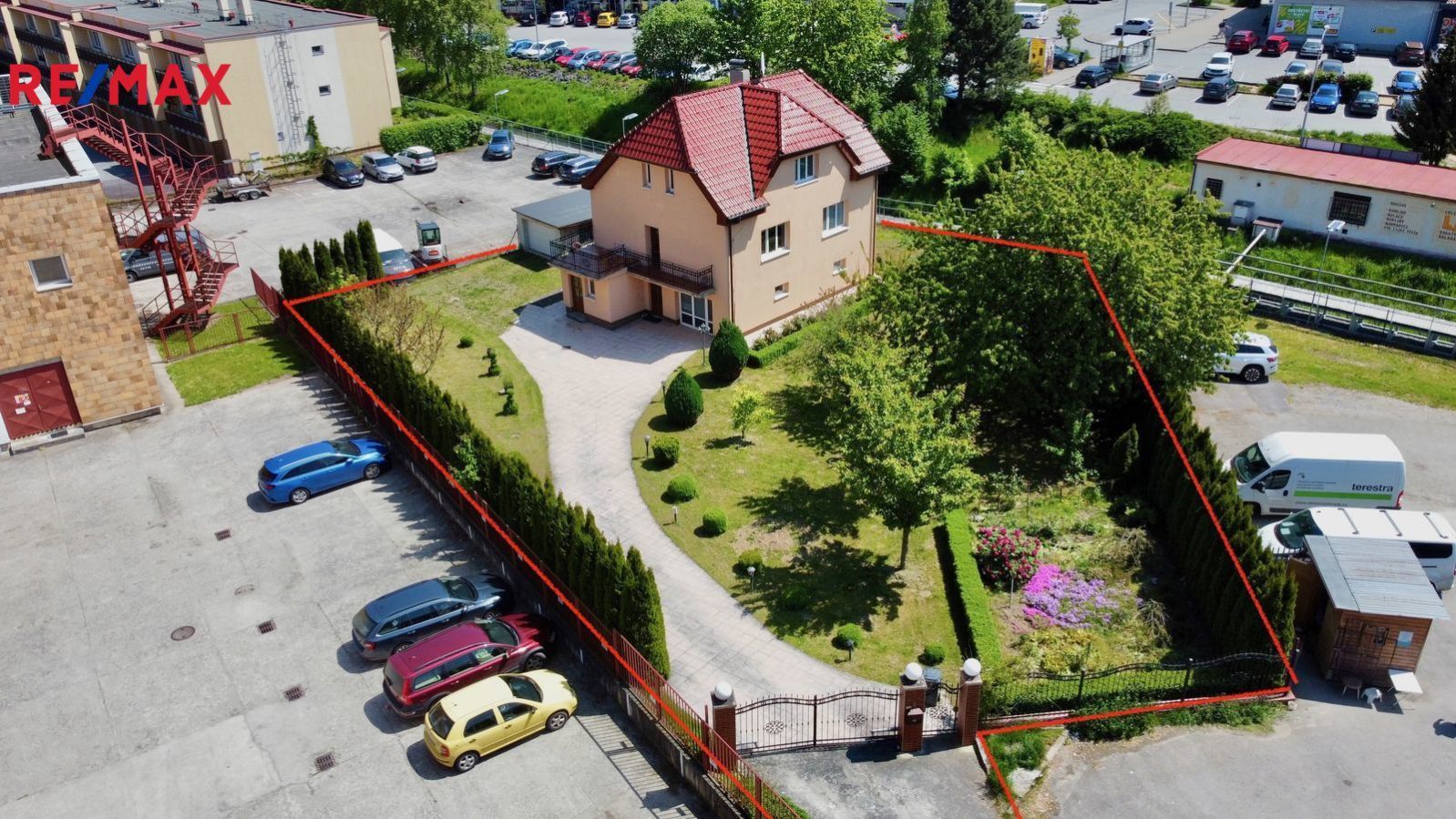 Prodej RD 7+kk, 182 m2 s pozemkem 1452m2 a garáží v centru Pelhřimova, obrázek č. 3