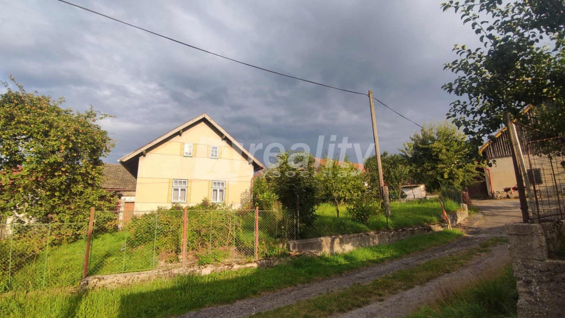 Prodej rodinného domu/chalupy 468 m2 - Janovice u Polné, obrázek č. 1