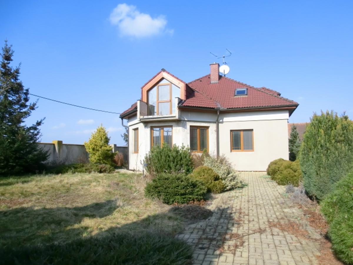 Prodej rodinný dům 8+1 s komerčním objektem, Slepotice - Bělešovice