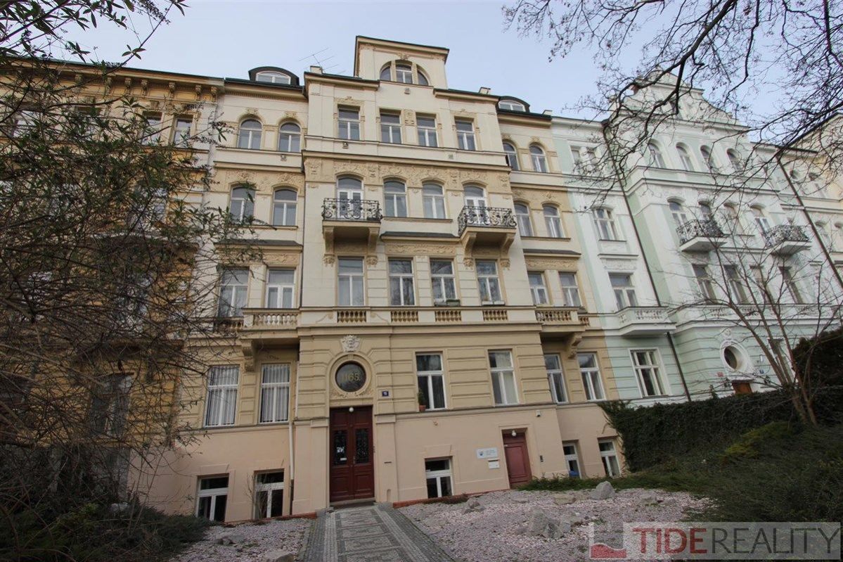 Pronájem nově rekonstruovaného bytu 2+kk na Vinohradech - Dykova ul., Praha 2, obrázek č. 1