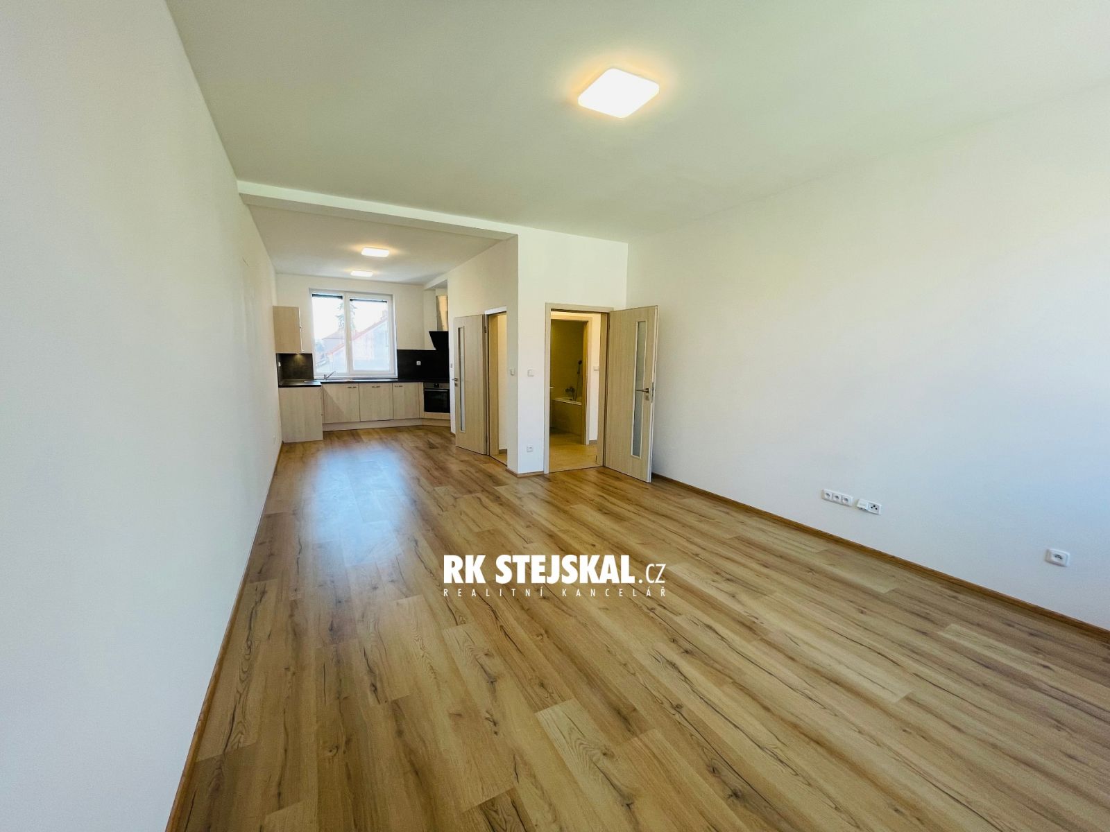 Pronájem bytu 2+kk, 66 m2 v novostavbě, Šumavská ul. v Českých Budějovicích, obrázek č. 2