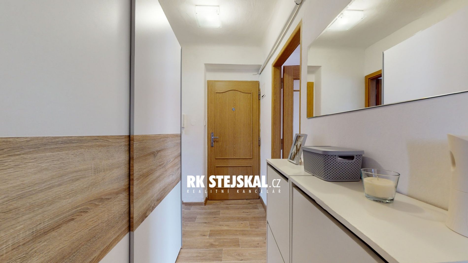 Pronájem modernizovaného bytu 2+1, 52 m2 s balkonem, Puklicova ul., České Budějovice, obrázek č. 3