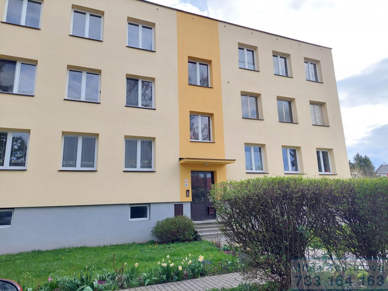 Prodej bytu 3+1 s garáží Chářovská, Krnov, obrázek č. 1