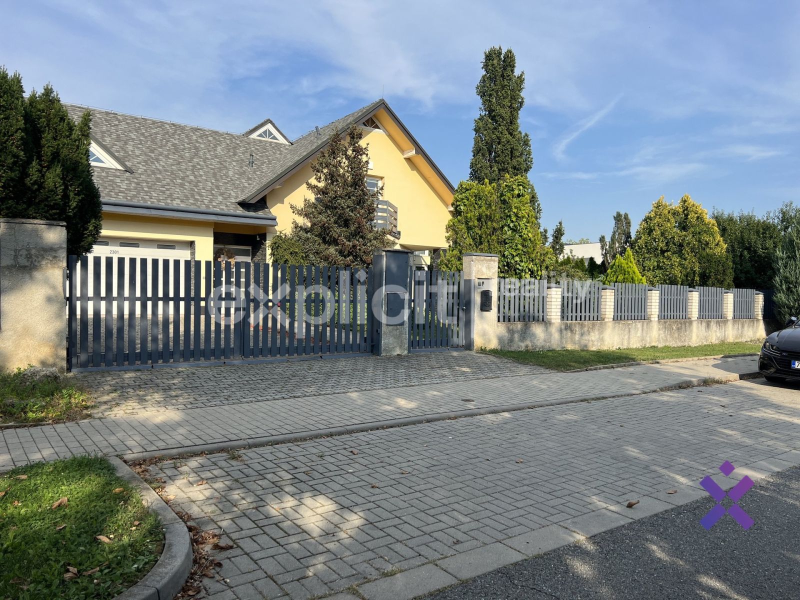 Prodej, Rodinný dům 266 m2, pozemek 2024 m2 - Uherský Brod