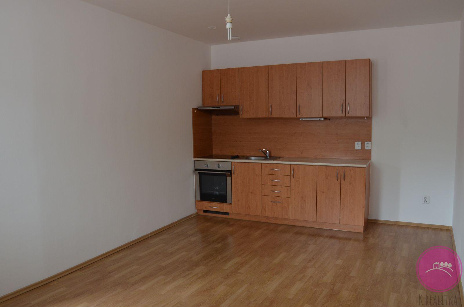 Pronájem prostorného bytu 2+1 v Olomouci-Holici