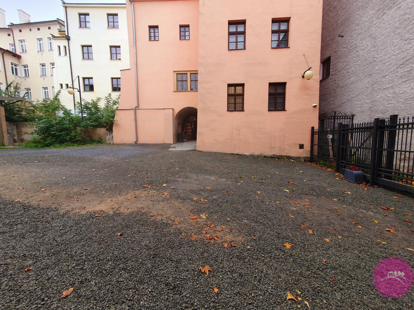 Pronájem parkovacího stání v centru Olomouce., obrázek č. 1