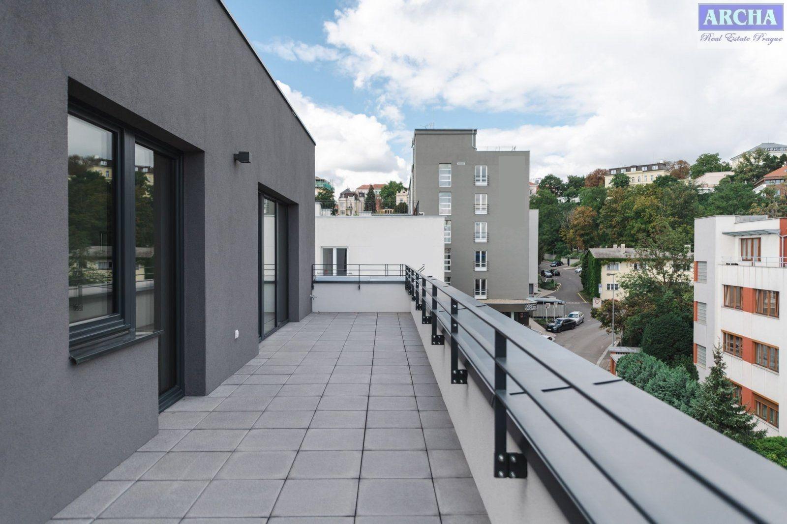 Prodej bytu 3+kk, 125 m2, balkon, terasa, 4. NP,  Praha 2, obrázek č. 3