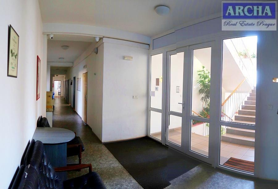 Nájem hezkých kanceláří 15 až 120 m2, na MHD, Praha 10 Strašnice, obrázek č. 1