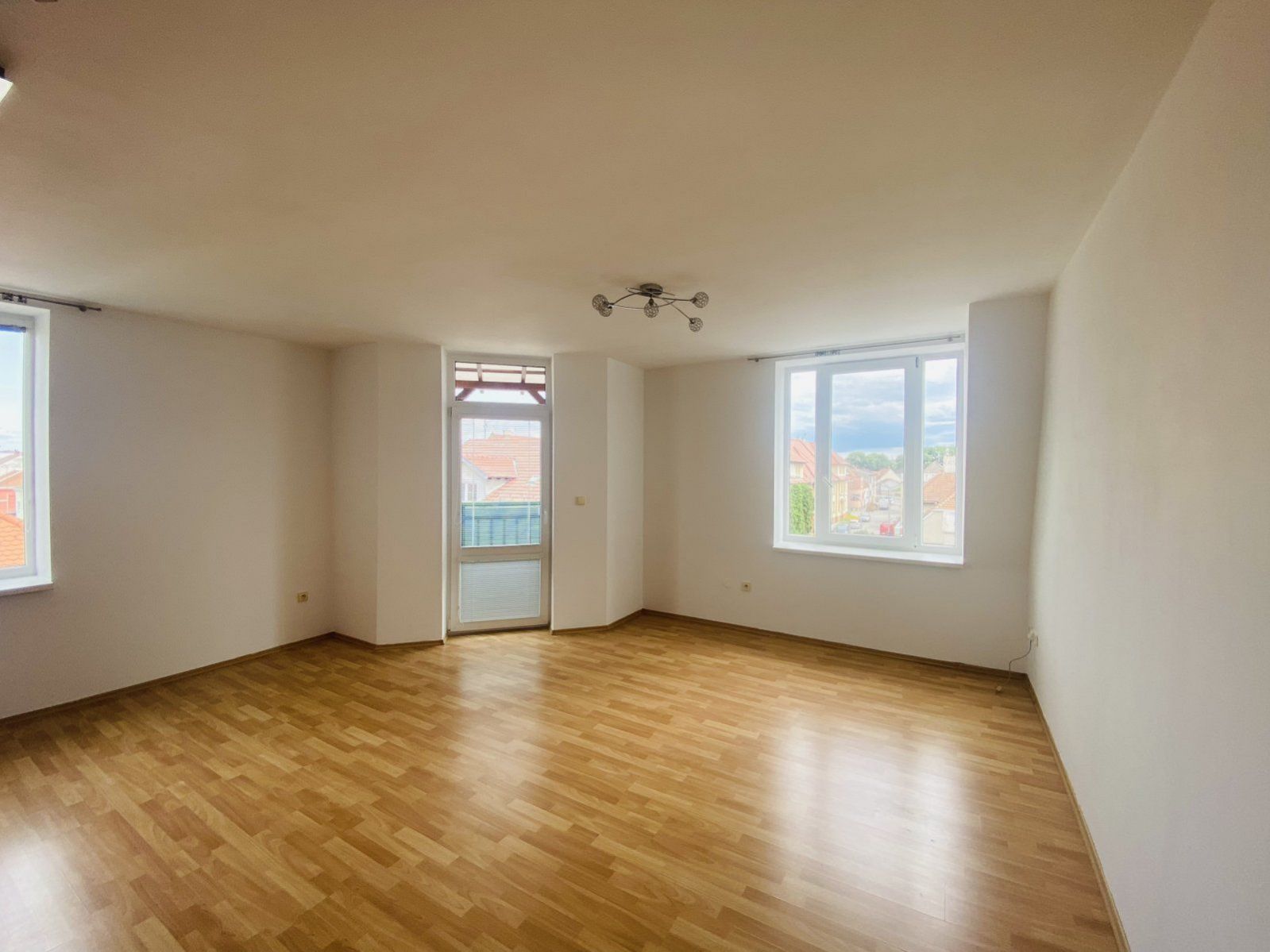 Prodej bytu 3+kk s balkonem v centru Břeclavi, 90 m2