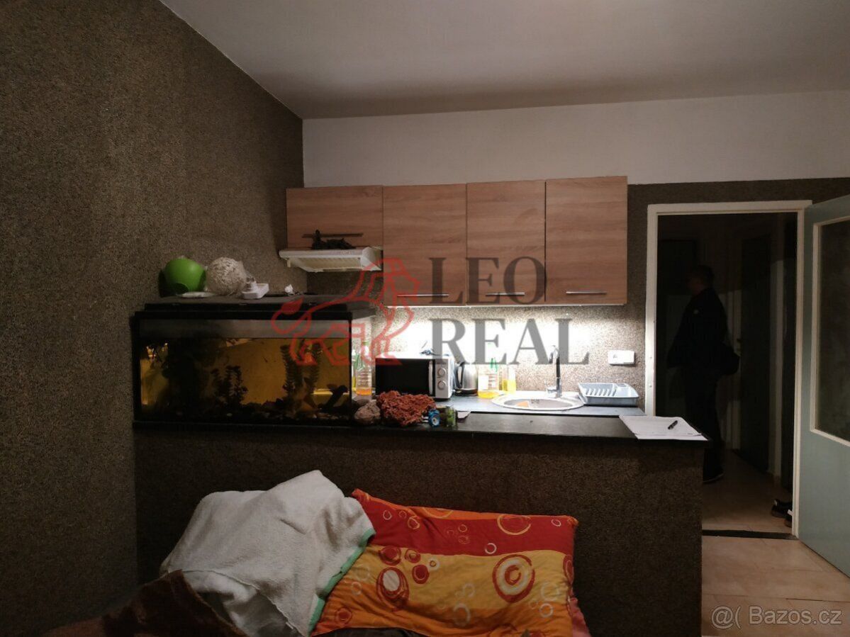 Částečně zrekonstruovaný byt 2+kk s lodžií a komorou, 48 m2, OV, Semily - Řeky, obrázek č. 1