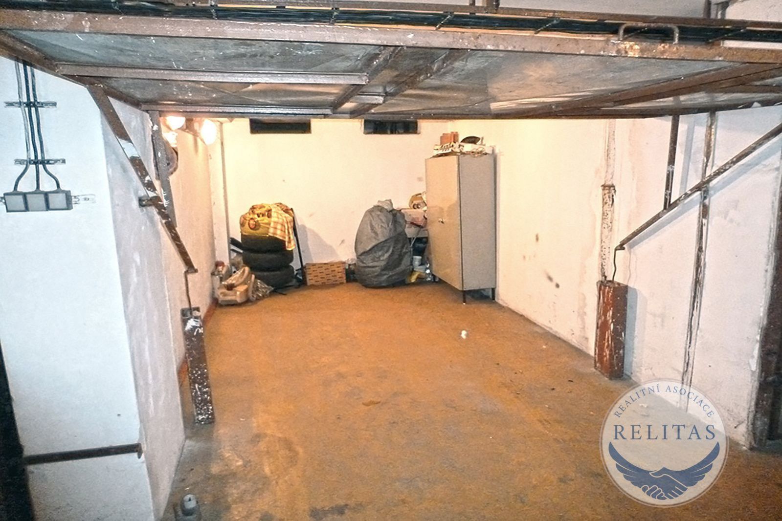 Prodej garáže 15 m, obrázek č. 1