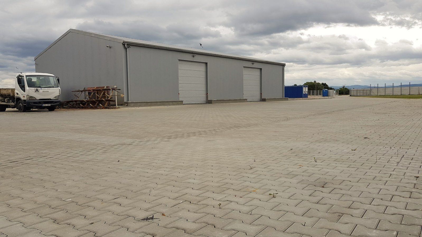 Výrobní hala se stavebním pozemkem o rozloze 3762 m2, u Českých Budějovic, Zliv, obrázek č. 2