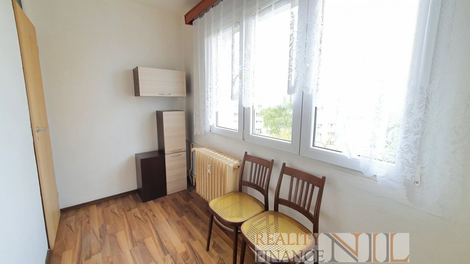 Nabízíme k prodeji byt 2+1 v pěkné lokalitě v Plzni Doubravce, obrázek č. 2