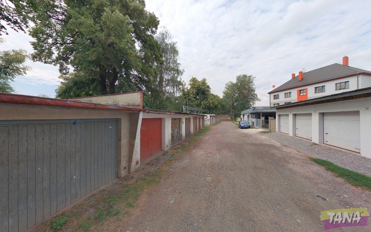 Prodej zděné řadové garáže ve Dvoře Králové n.L., obrázek č. 2