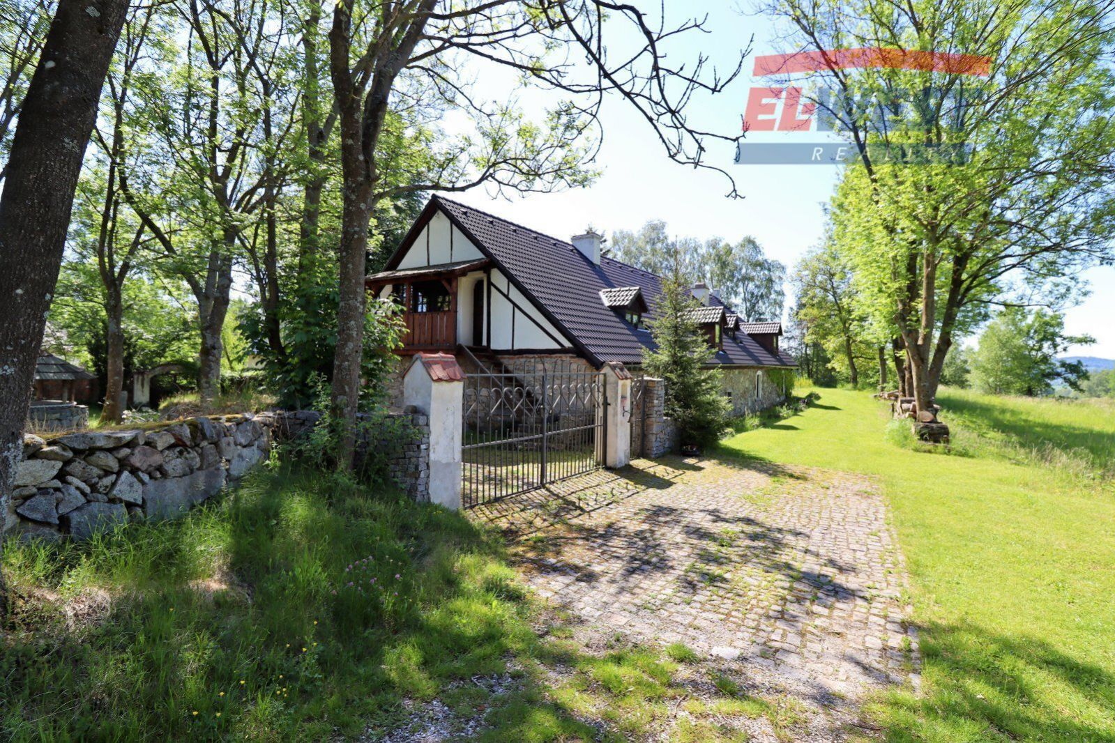 Prodej venkovské usedlosti s dvěma obytnými domy a stodolou v předhůří Šumavy v obci Brod u Kolince, obrázek č. 2