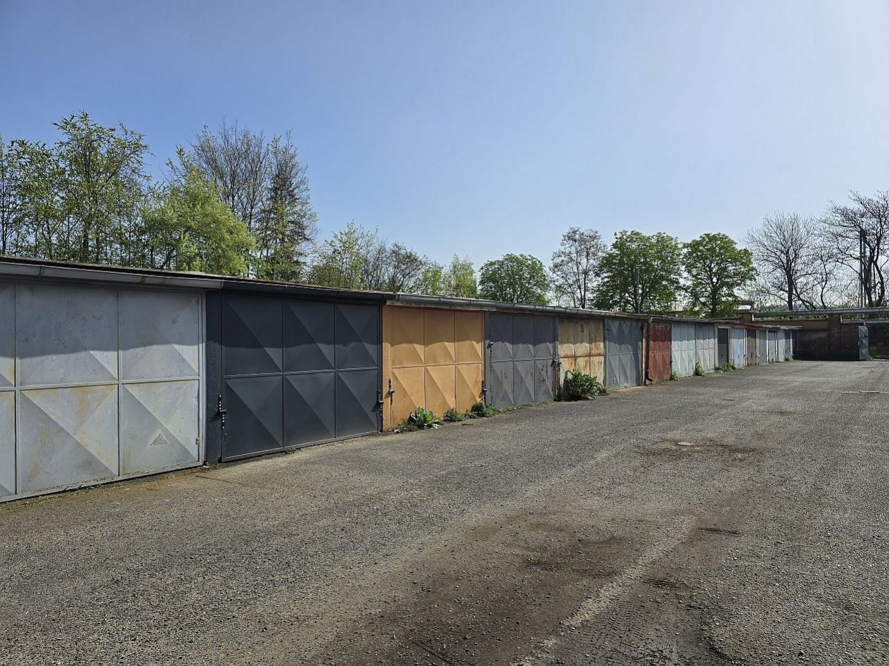 Prodej zděné, uzavíratelné garáže v garážovém komplexu v Plzni u Prazdroje., obrázek č. 1