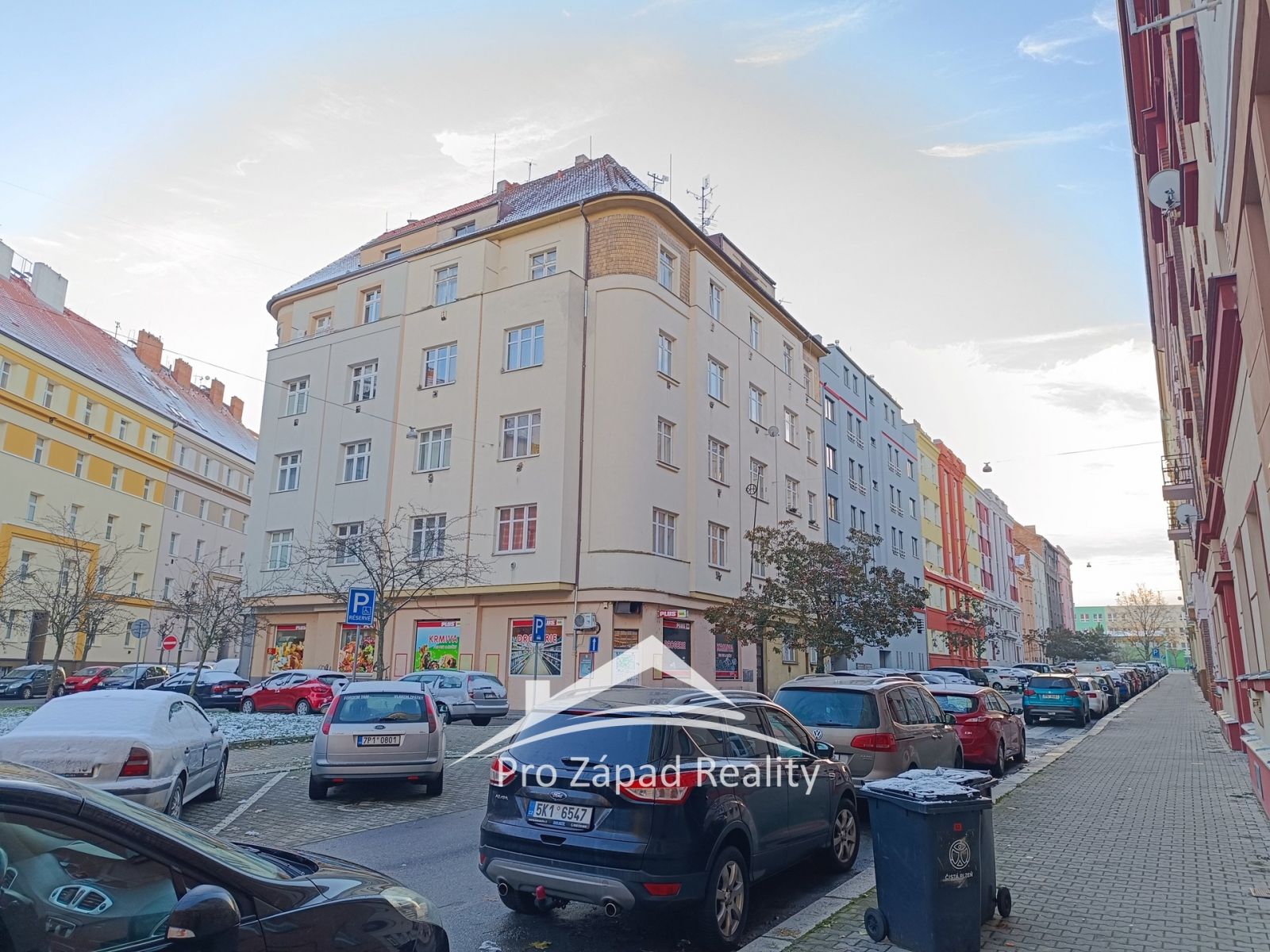Pronájem byty 2+1, 77 m2 - Plzeň - Jižní Předměstí, obrázek č. 1