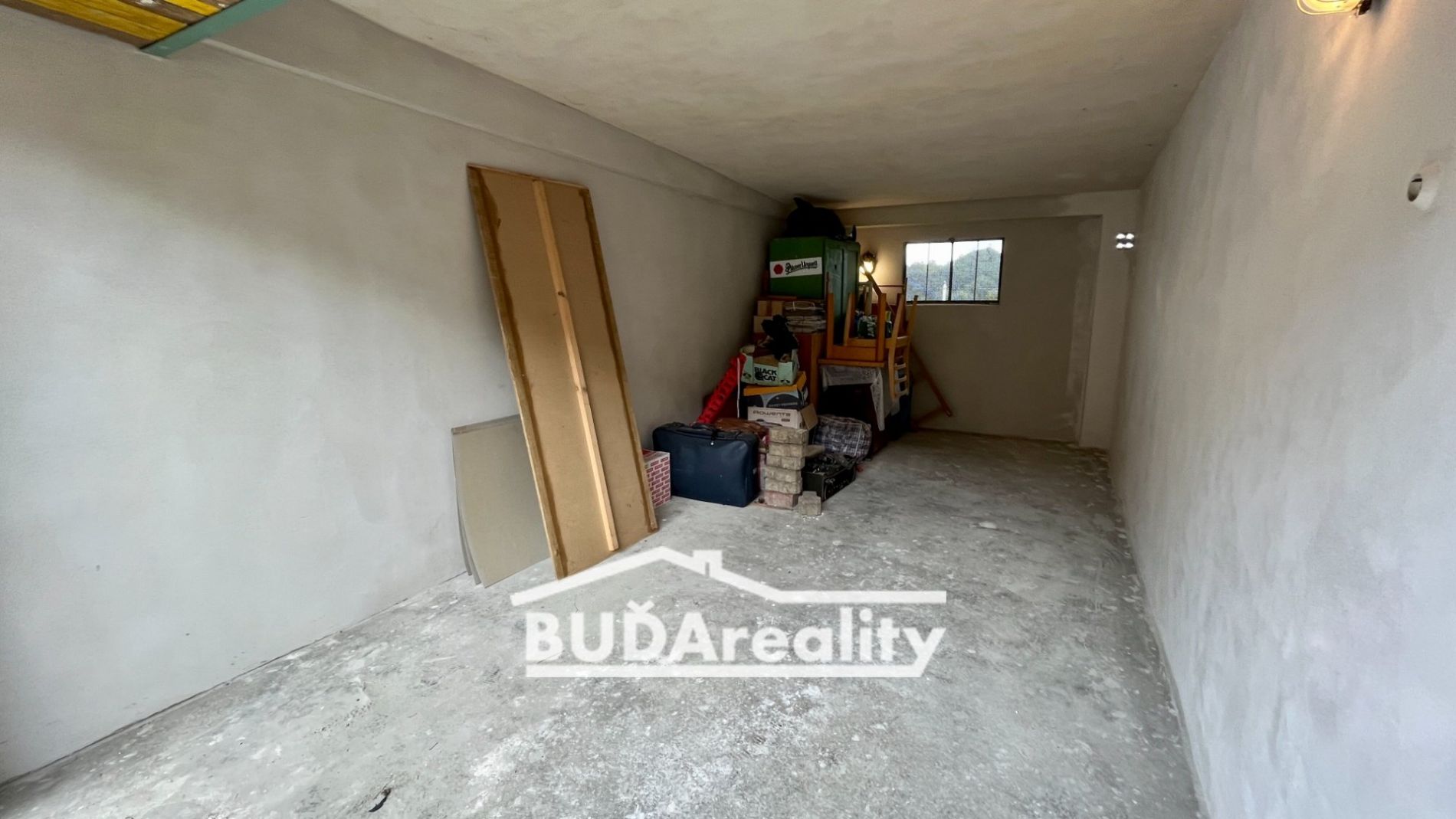 Prodej, Garáže, 20  m2 - suchá garáž s elektřinou, obrázek č. 3
