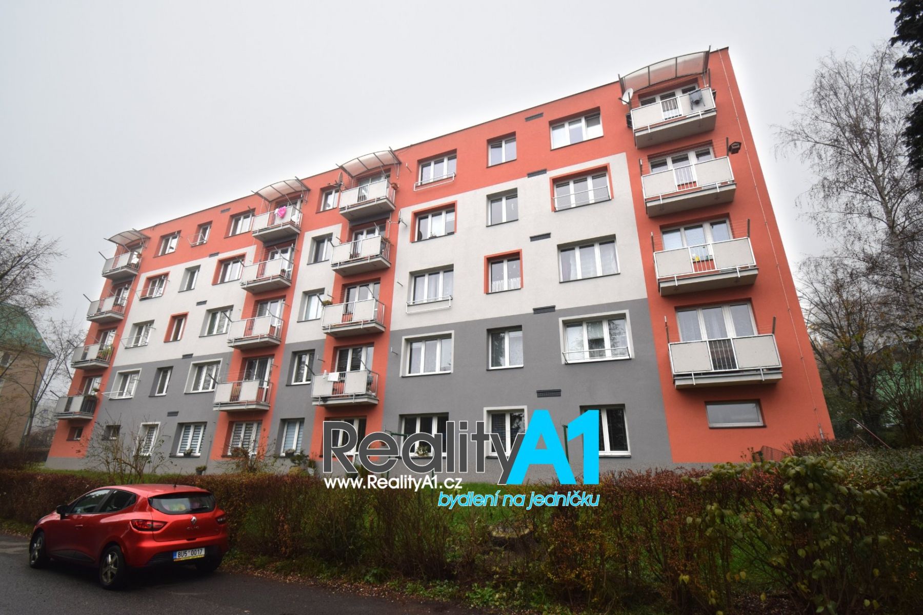 Prodej bytu 2+1+balkon v OV, Děčín - Kamenická ul., obrázek č. 1