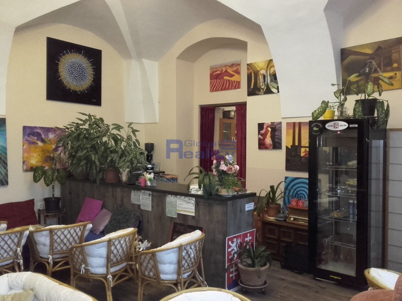 Pronájem kavárny a cukrárny v historickém centru Hradce Králové - Velké náměstí, obrázek č. 1