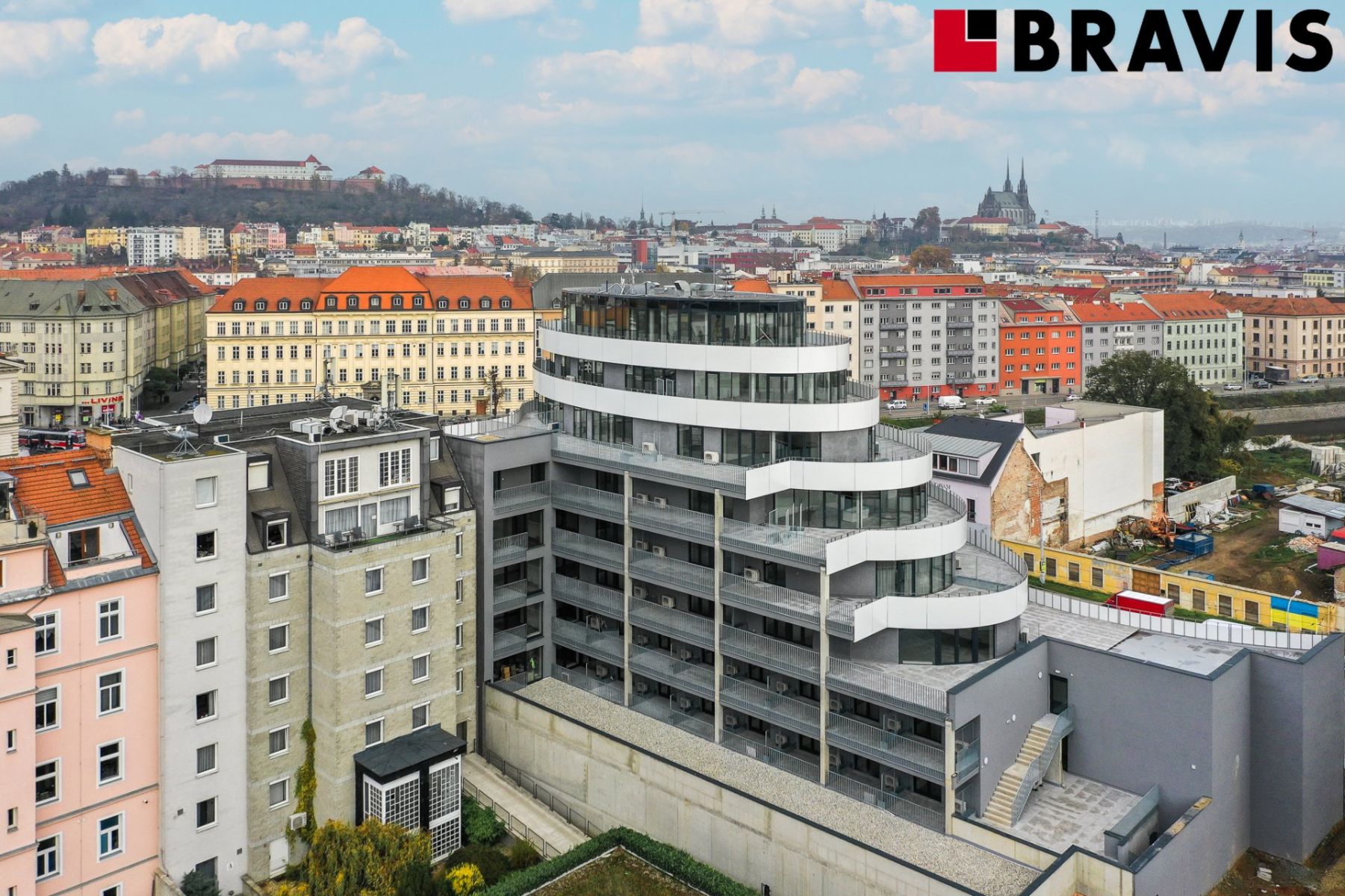 Prodej klimatizovaného studia 3+kk se dvěma terasami v Rezidenci VIVIENA II, Vídeňská ulice, Brno - , obrázek č. 1