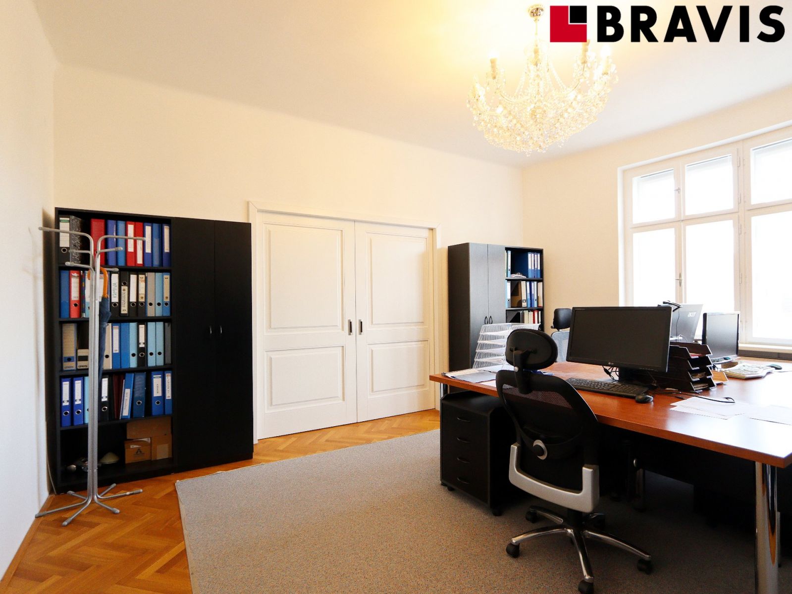Pronájem kancelářských prostor 4+1, ul. Durďákova, Brno - Černá pole, balkon, parkování, obrázek č. 2