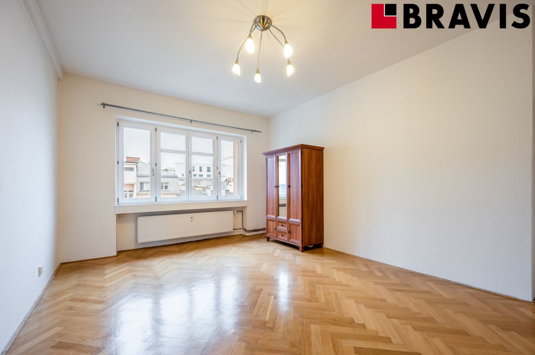 Prodej prostorného bytu 2+1 s balkónem, cihlový dům, 54 m2, ulice Smetanova, Brno - Veveří, sklep, v, obrázek č. 1