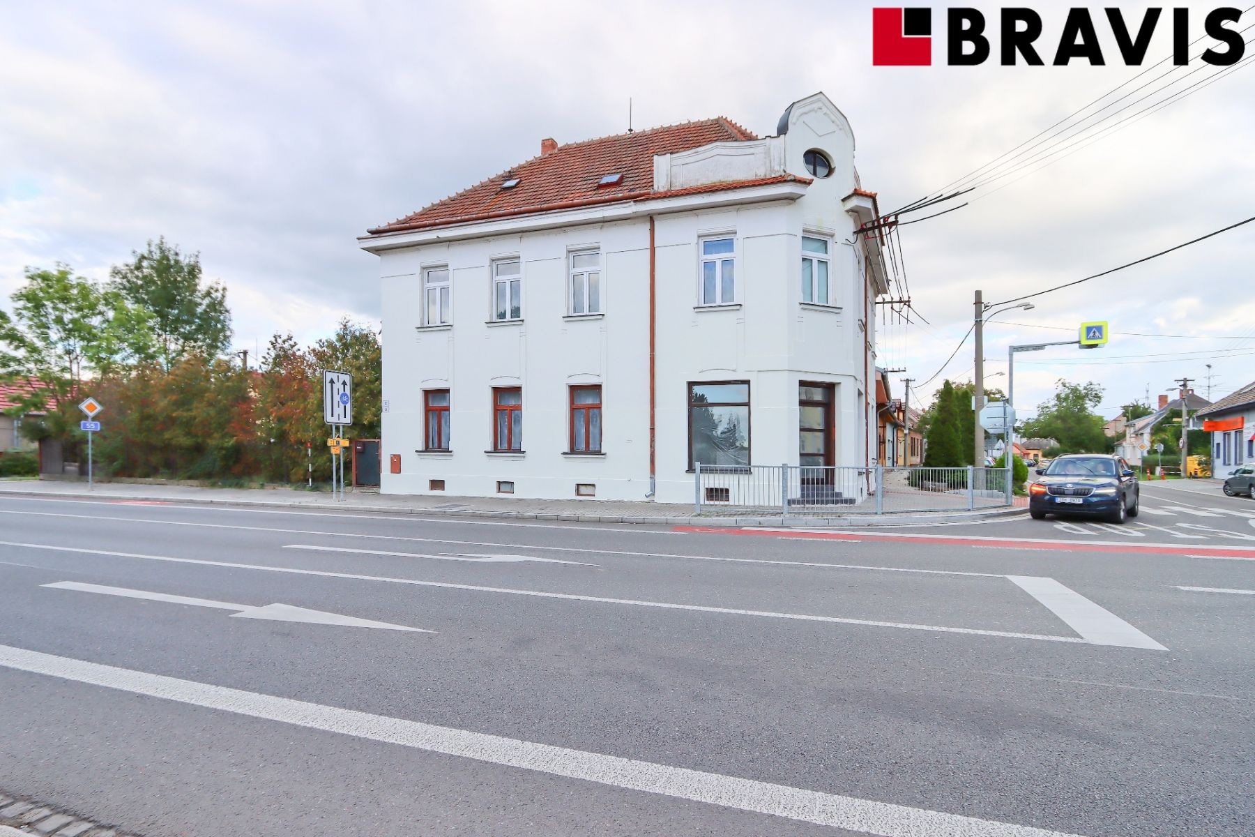 Prodej měšťanského domu s obchodními prostory 250m2 a další zastavitelnou plochou, Břeclav - Poštorn, obrázek č. 1