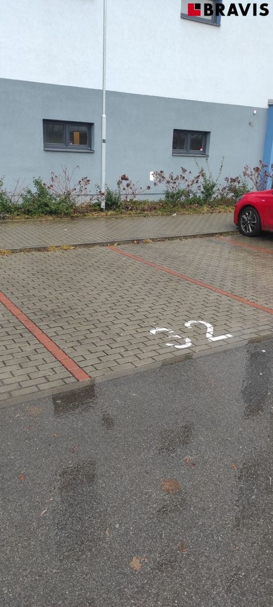 Pronájem parkovacích stání, Brno - Černovice, ul. Turgeněvova, obrázek č.4